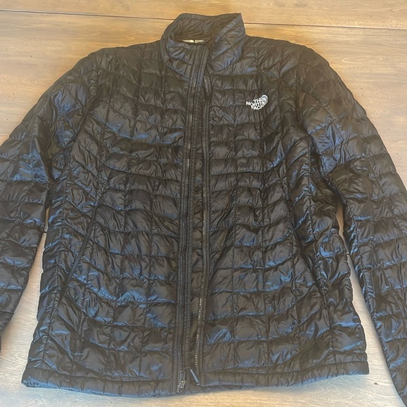 The North Face Lightweight Quilted Jacket - Picture 1 of 3